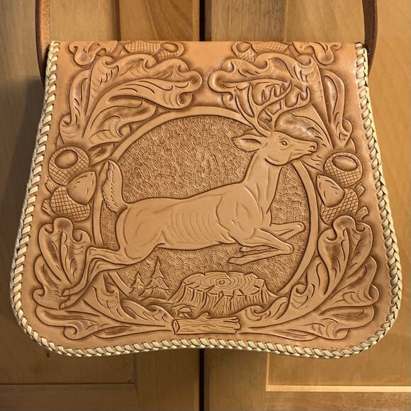 Hand Tooled Vintage Tan Leather Purse by L.E. Dunlap Intricate Designs - Picture 10 of 10